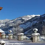 Appartementhaus Schuetzenhof Schied Διαμέρισμα