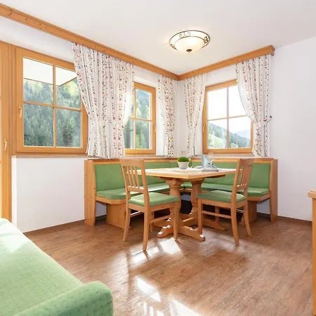Appartementhaus Schuetzenhof Schied * 格罗萨尔