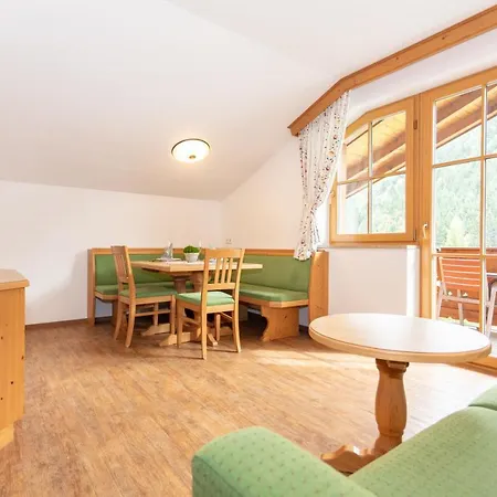 Appartementhaus Schuetzenhof Schied * グロースアルル