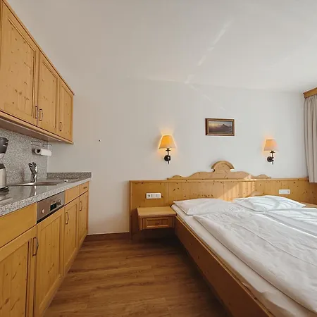 Appartementhaus Schuetzenhof Schied Apartmán